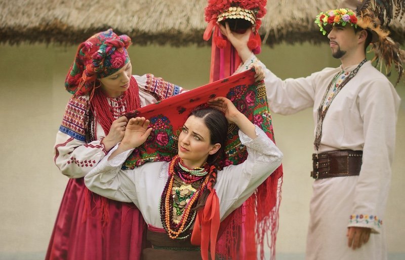Гуцульське сценізоване весілля